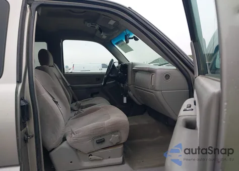 2000 Chevrolet Silverado 2500 Ls z USA, uszkodzony, nr VIN 1GCGK29U9YE391626